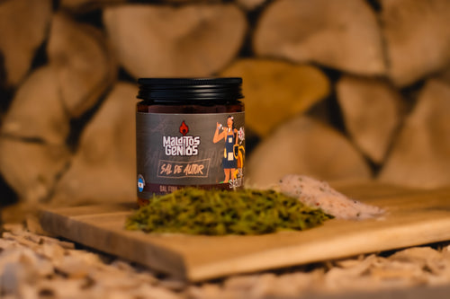 Frasco de Sal de Campo Fina artesanal Malditos Genios com sal fino e ervas argentinas
